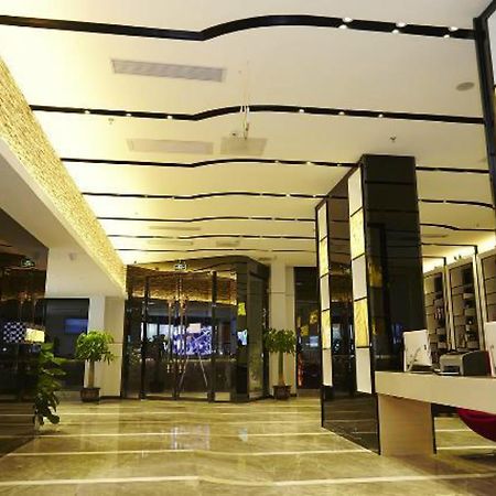 Lavande Hotel Zhuhai Gongbei Port Square Luaran gambar