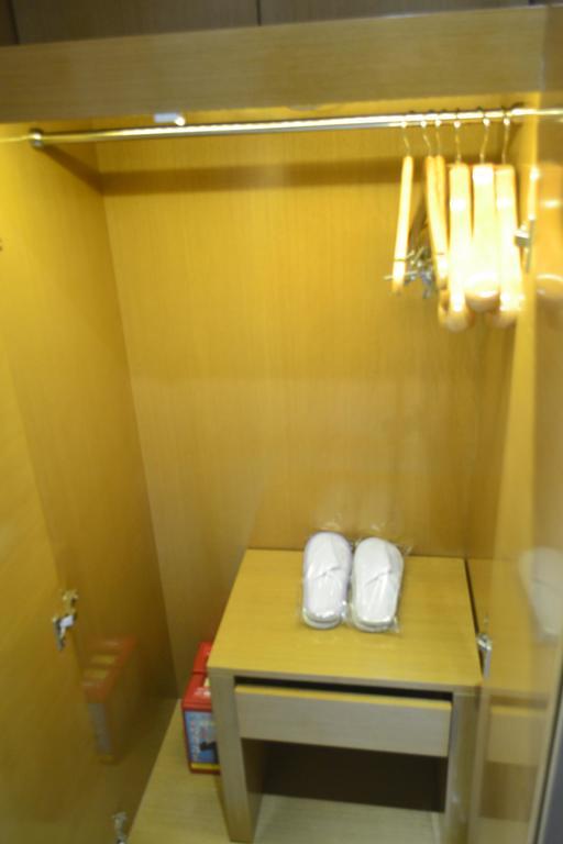 Lavande Hotel Zhuhai Gongbei Port Square Luaran gambar